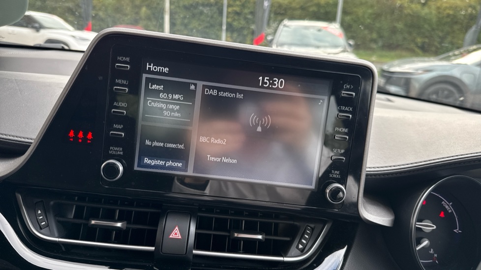 Toyota C-HR 1.8 Hybrid Icon 5dr CVT Hybrid Hatchback - Image 9