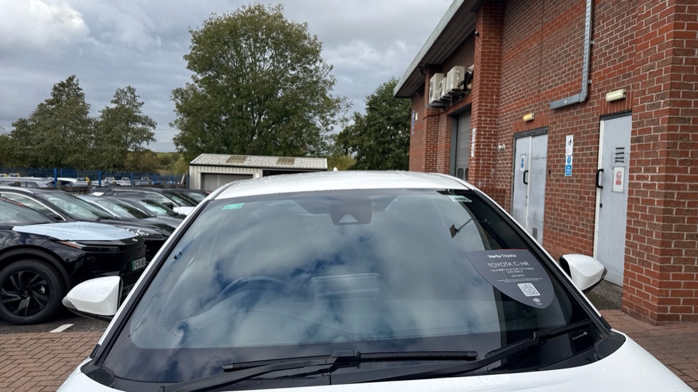 Toyota C-HR 1.8 Hybrid Icon 5dr CVT Hybrid Hatchback - Image 29