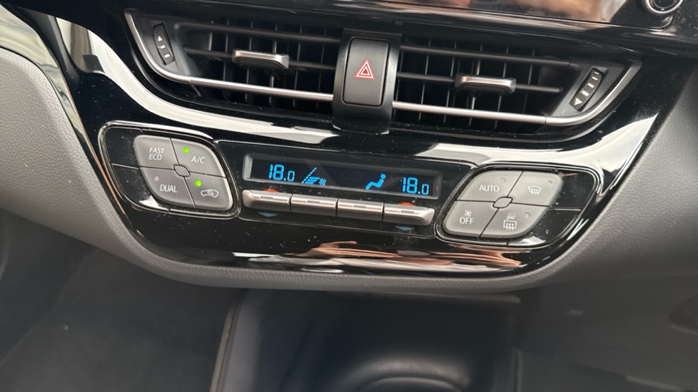 Toyota C-HR 1.8 Hybrid Icon 5dr CVT Hybrid Hatchback - Image 38