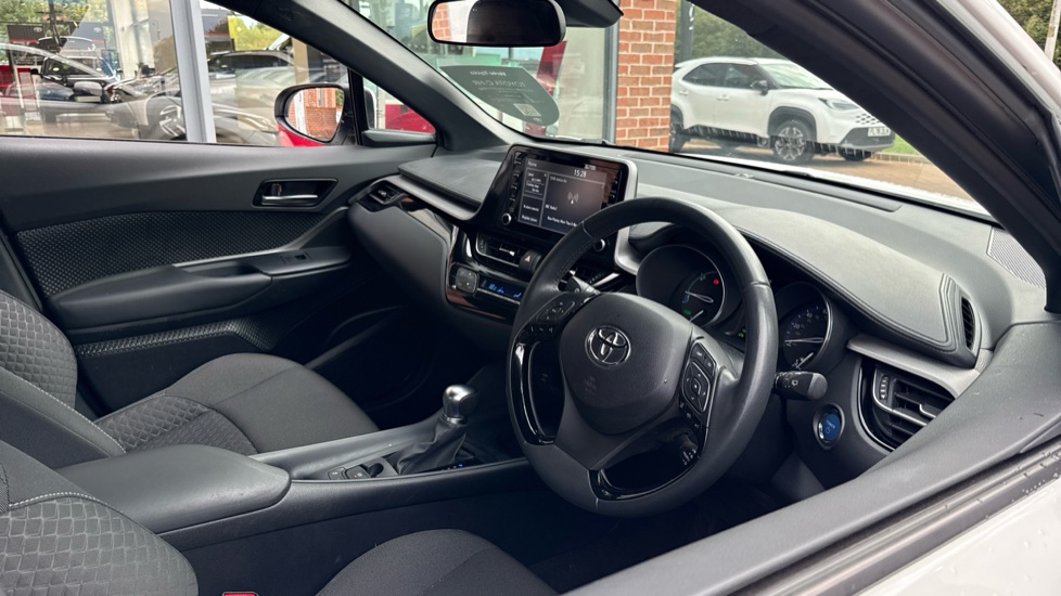 Toyota C-HR 1.8 Hybrid Icon 5dr CVT Hybrid Hatchback - Image 61
