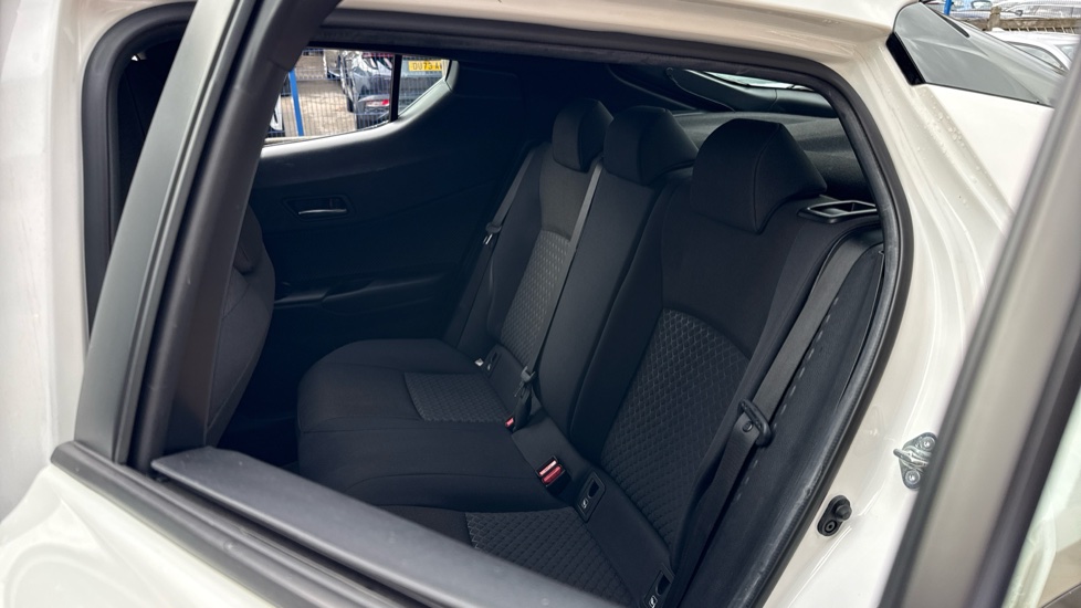 Toyota C-HR 1.8 Hybrid Icon 5dr CVT Hybrid Hatchback - Image 63