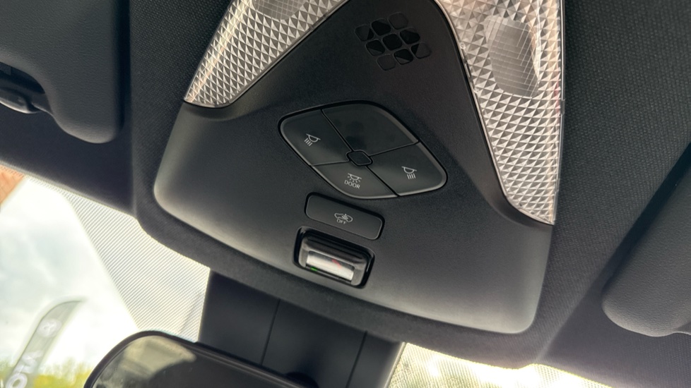 Toyota C-HR 1.8 Hybrid Icon 5dr CVT Hybrid Hatchback - Image 73