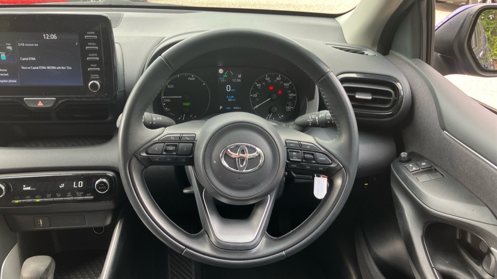 Toyota Yaris 1.5 Hybrid Icon 5dr CVT Hybrid Hatchback - Image 7