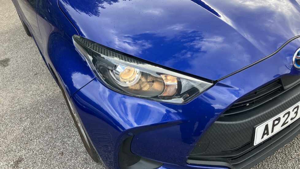 Toyota Yaris 1.5 Hybrid Icon 5dr CVT Hybrid Hatchback - Image 20