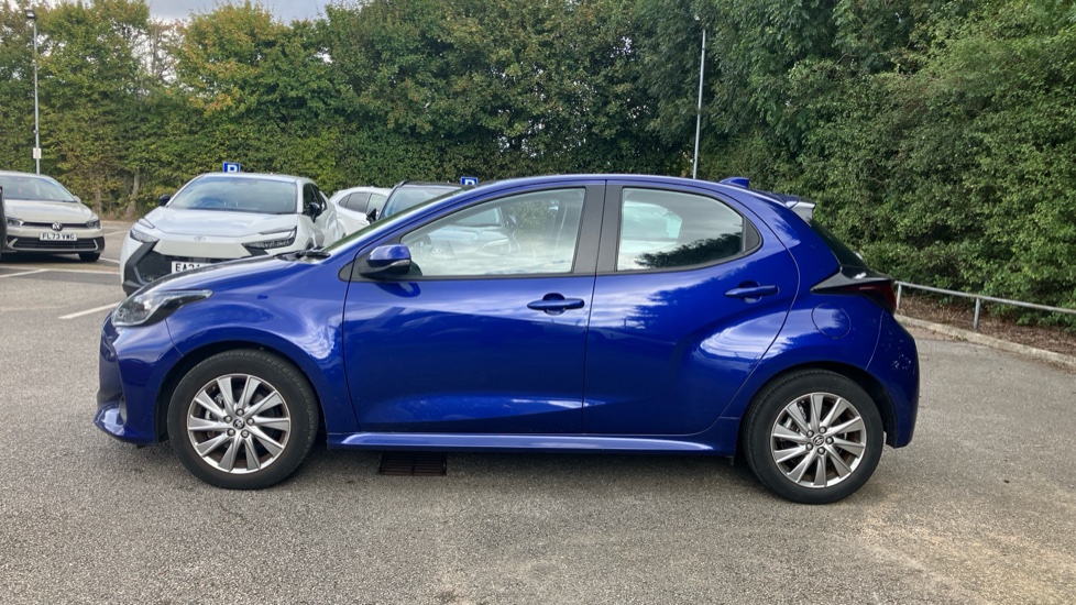 Toyota Yaris 1.5 Hybrid Icon 5dr CVT Hybrid Hatchback - Image 24