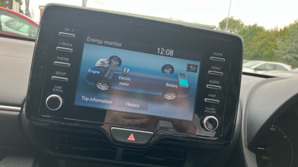 Toyota Yaris 1.5 Hybrid Icon 5dr CVT Hybrid Hatchback - Image 46