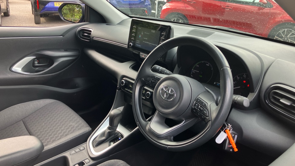 Toyota Yaris 1.5 Hybrid Icon 5dr CVT Hybrid Hatchback - Image 52