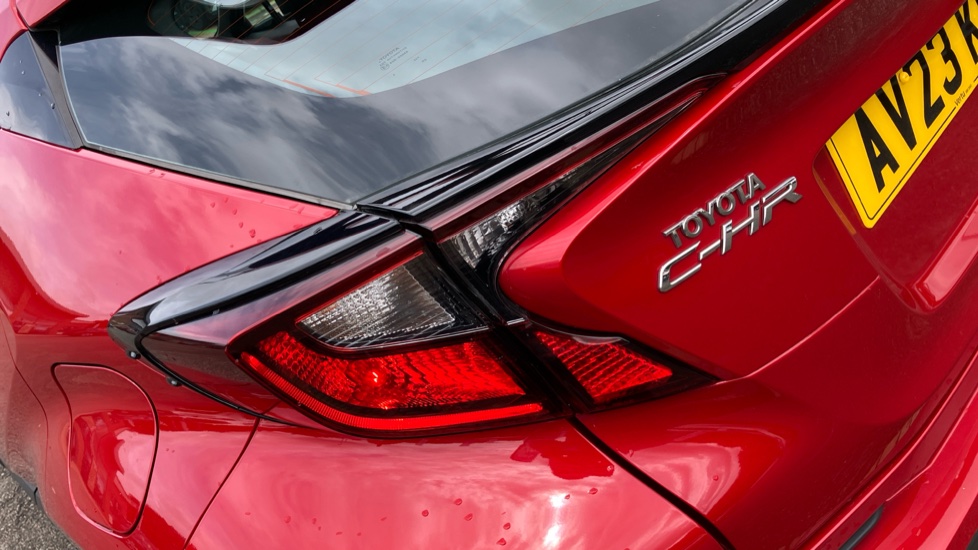Toyota C-HR 1.8 Hybrid Icon 5dr CVT Hybrid Hatchback - Image 21