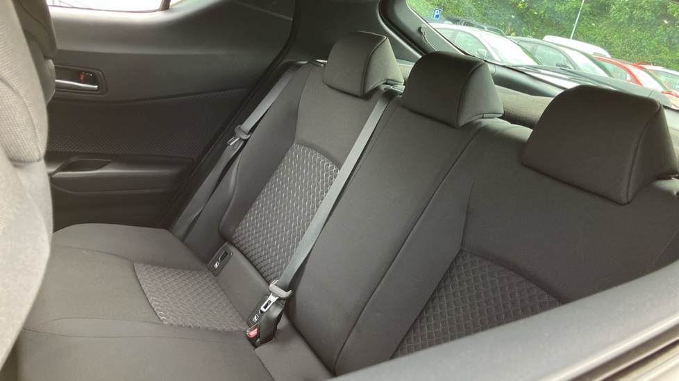 Toyota C-HR 1.8 Hybrid Icon 5dr CVT Hybrid Hatchback - Image 42