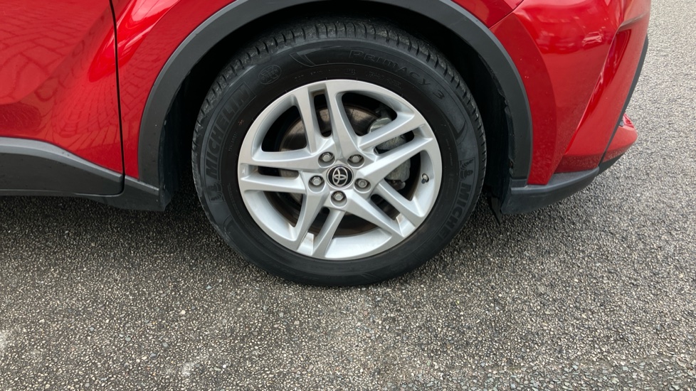 Toyota C-HR 1.8 Hybrid Icon 5dr CVT Hybrid Hatchback - Image 54