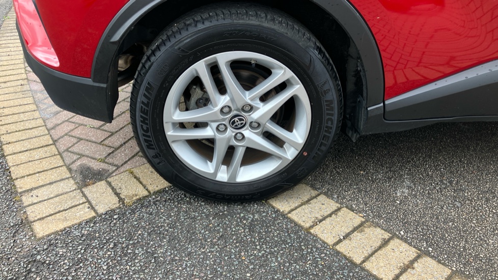 Toyota C-HR 1.8 Hybrid Icon 5dr CVT Hybrid Hatchback - Image 55