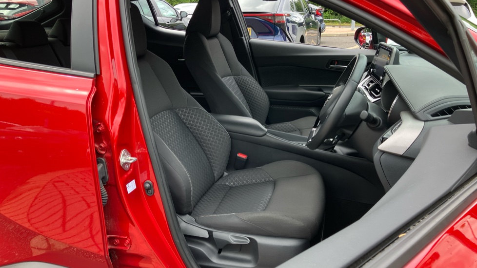 Toyota C-HR 1.8 Hybrid Icon 5dr CVT Hybrid Hatchback - Image 60