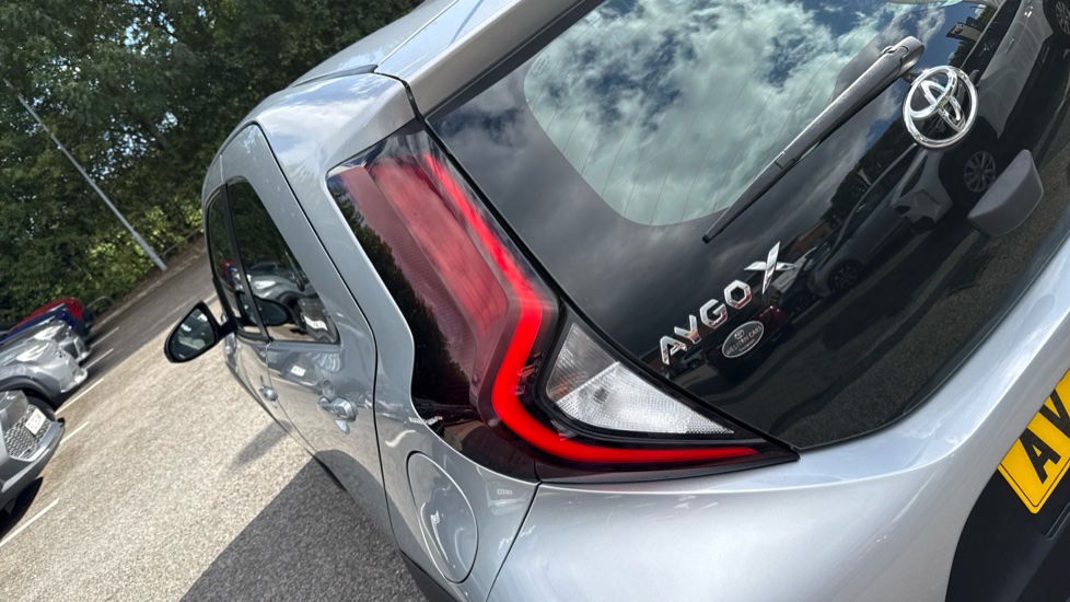 Toyota Aygo X 1.0 VVT-i Pure 5dr Petrol Hatchback - Image 21