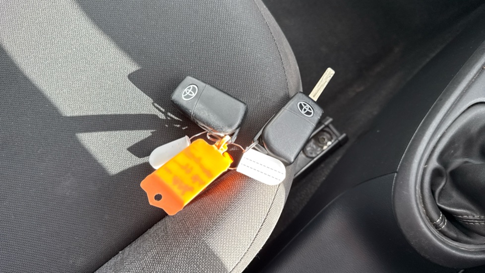 Toyota Aygo X 1.0 VVT-i Pure 5dr Petrol Hatchback - Image 28