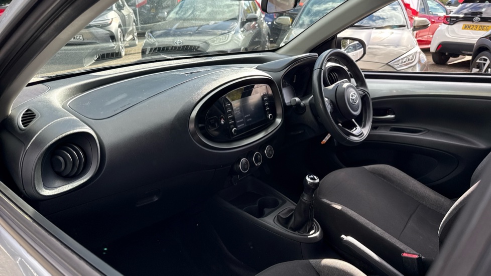 Toyota Aygo X 1.0 VVT-i Pure 5dr Petrol Hatchback - Image 58