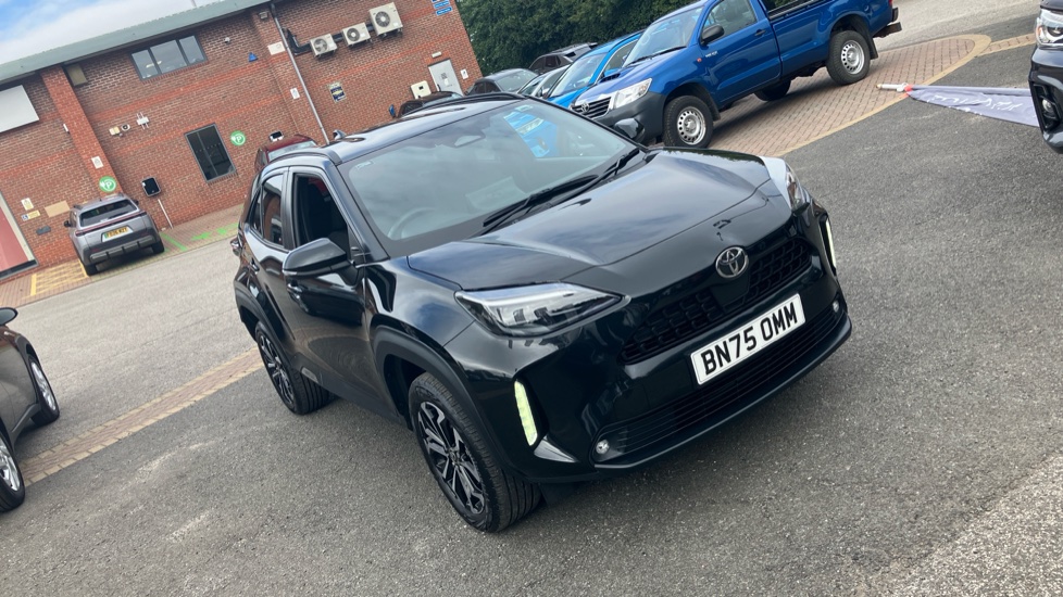 Toyota Yaris Cross 1.5 Hybrid Design 5dr CVT Hybrid Estate - Image 50
