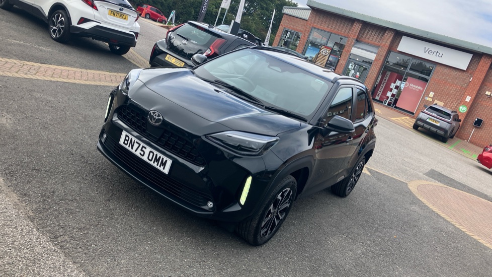Toyota Yaris Cross 1.5 Hybrid Design 5dr CVT Hybrid Estate - Image 51