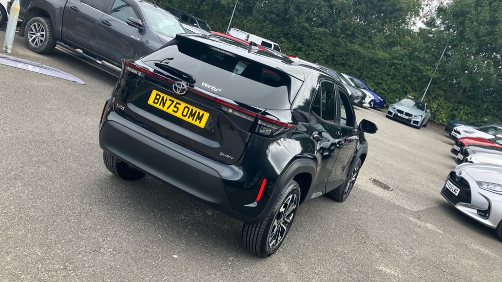 Toyota Yaris Cross 1.5 Hybrid Design 5dr CVT Hybrid Estate - Image 53