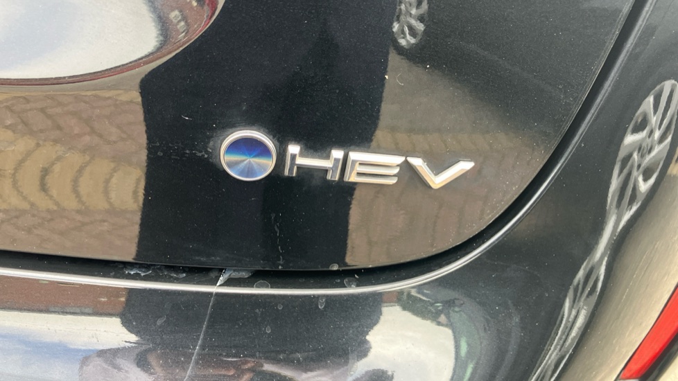 Toyota Yaris Cross 1.5 Hybrid Design 5dr CVT Hybrid Estate - Image 59