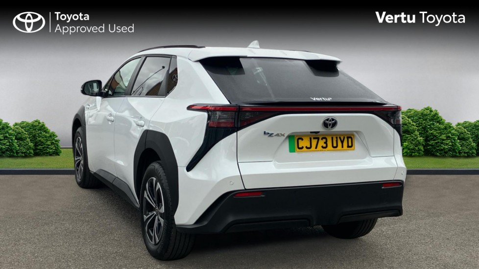 Toyota bZ4X 150kW Motion 71.4kWh 5dr Auto [11kW] Electric Hatchback - Image 4