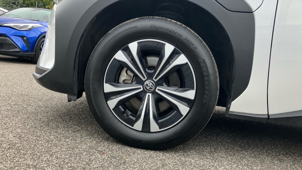 Toyota bZ4X 150kW Motion 71.4kWh 5dr Auto [11kW] Electric Hatchback - Image 25