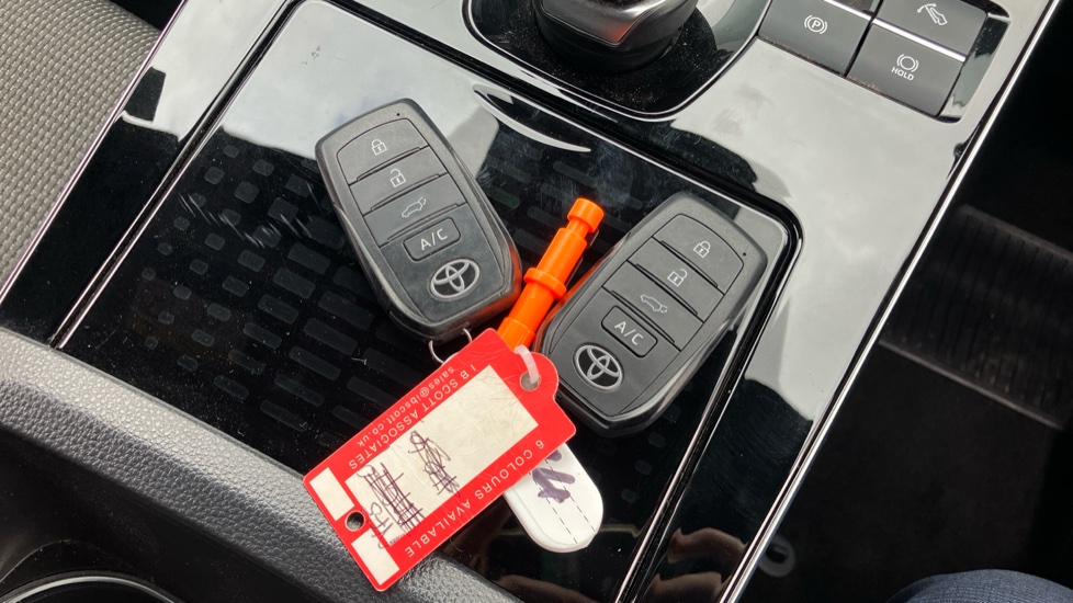 Toyota bZ4X 150kW Motion 71.4kWh 5dr Auto [11kW] Electric Hatchback - Image 28