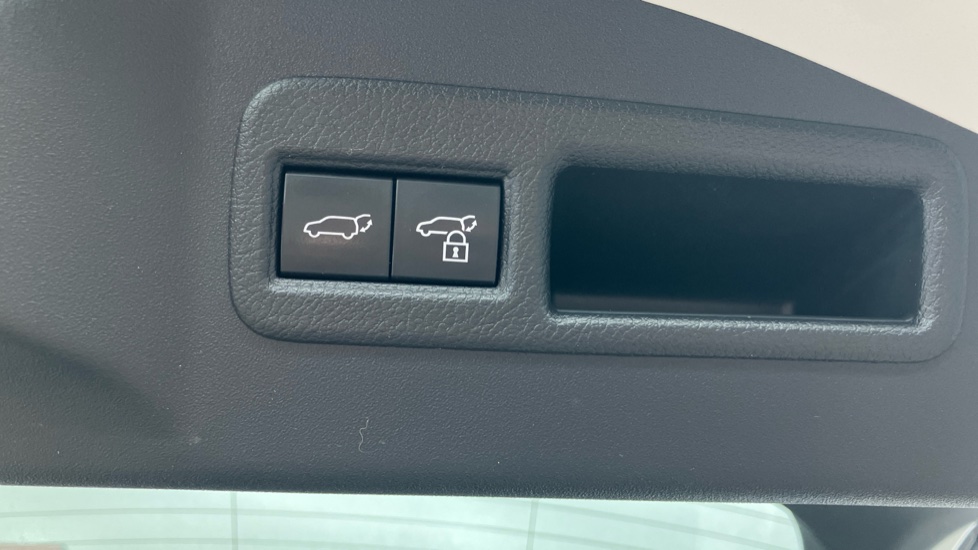 Toyota bZ4X 150kW Motion 71.4kWh 5dr Auto [11kW] Electric Hatchback - Image 71