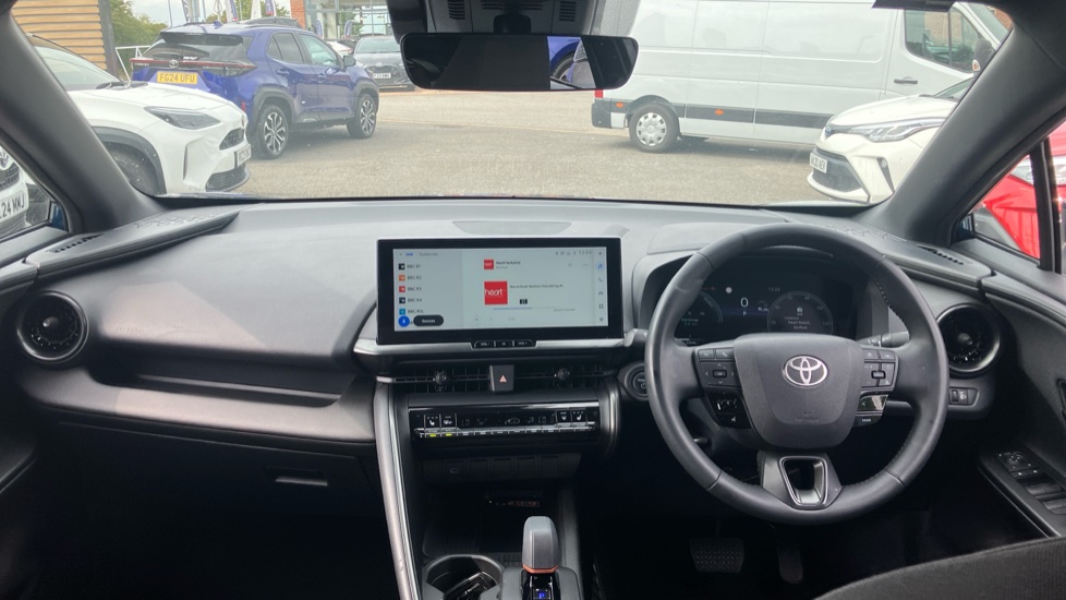Toyota C-HR 1.8 Hybrid Design 5dr CVT Hybrid Hatchback - Image 6