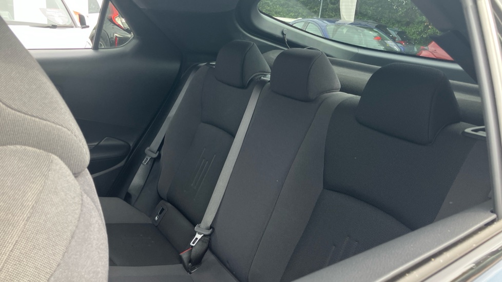 Toyota C-HR 1.8 Hybrid Design 5dr CVT Hybrid Hatchback - Image 45