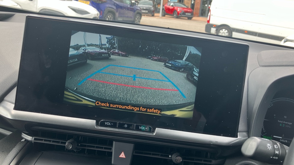 Toyota C-HR 1.8 Hybrid Design 5dr CVT Hybrid Hatchback - Image 52