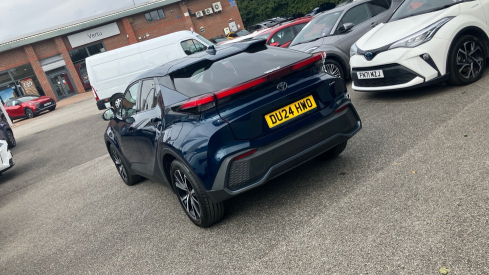 Toyota C-HR 1.8 Hybrid Design 5dr CVT Hybrid Hatchback - Image 55