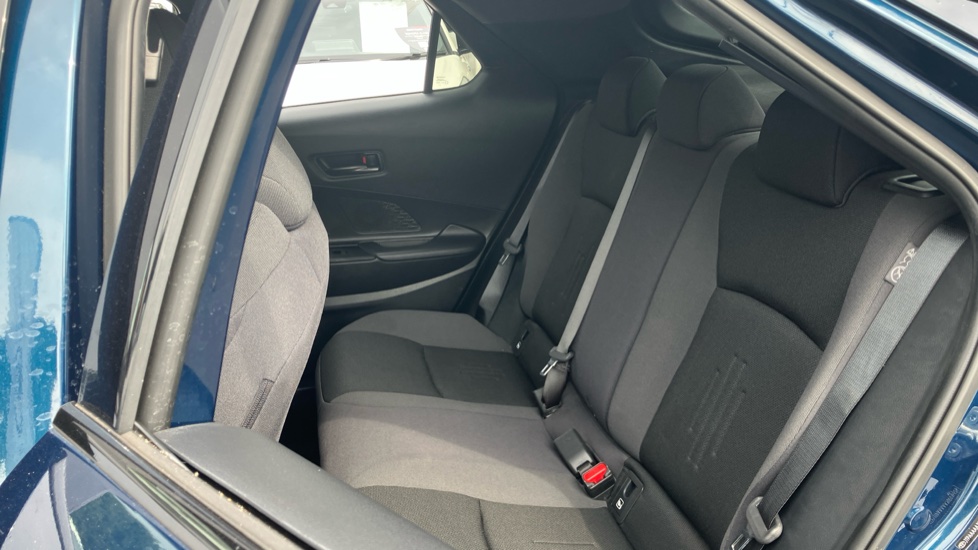 Toyota C-HR 1.8 Hybrid Design 5dr CVT Hybrid Hatchback - Image 64