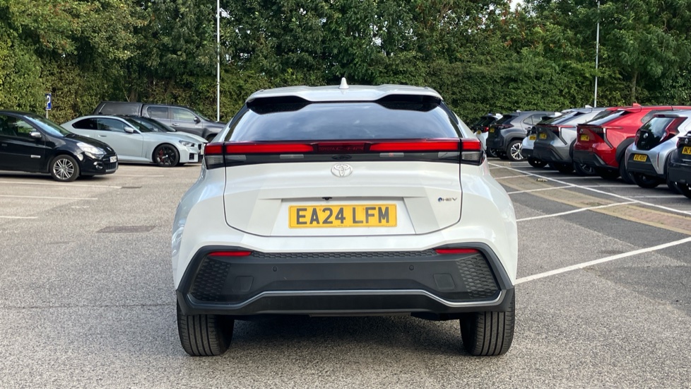 Toyota C-HR 1.8 Hybrid Design 5dr CVT Hybrid Hatchback - Image 26