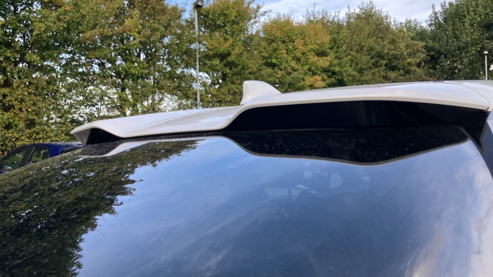 Toyota C-HR 1.8 Hybrid Design 5dr CVT Hybrid Hatchback - Image 48