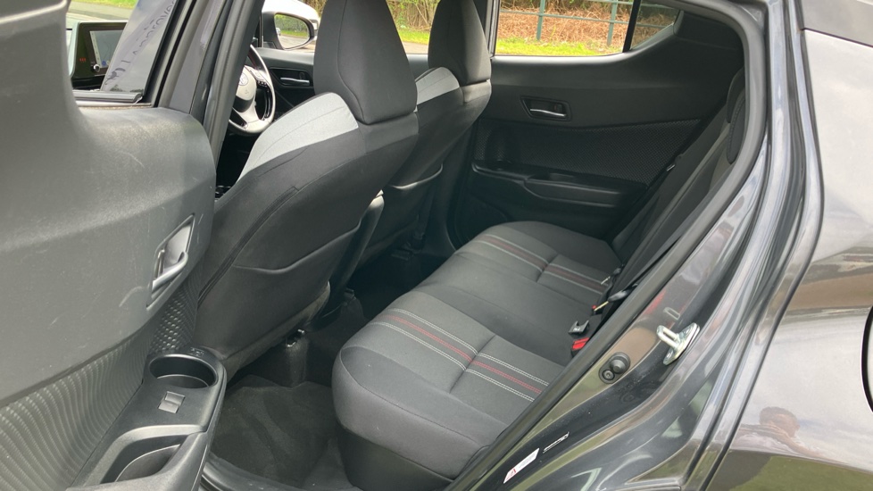 Toyota C-HR 1.8 Hybrid GR Sport 5dr CVT Hybrid Hatchback - Image 15