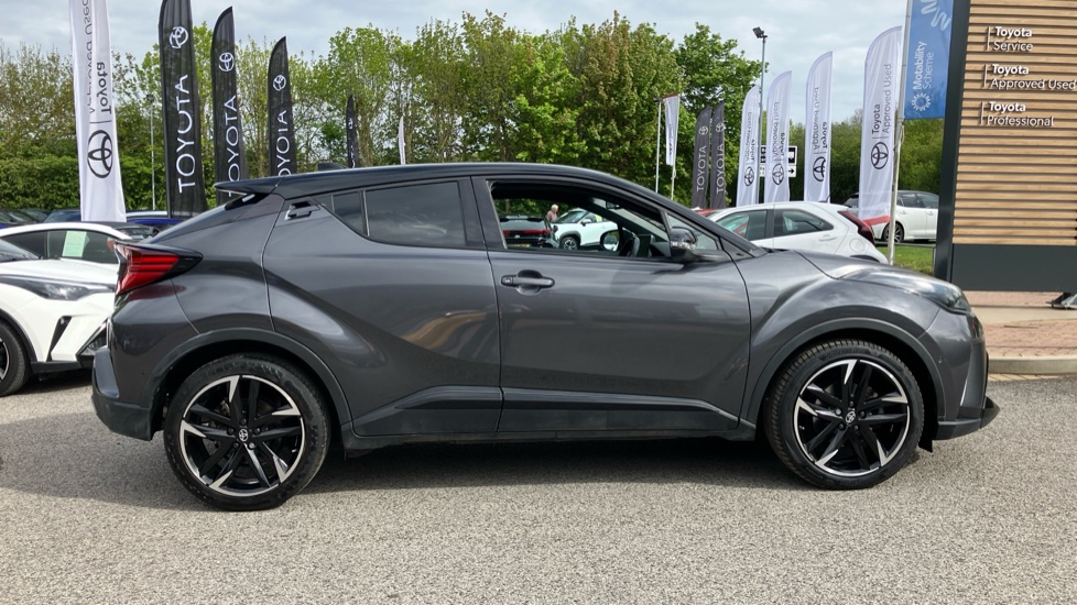 Toyota C-HR 1.8 Hybrid GR Sport 5dr CVT Hybrid Hatchback - Image 23