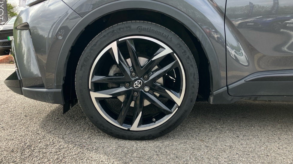 Toyota C-HR 1.8 Hybrid GR Sport 5dr CVT Hybrid Hatchback - Image 25