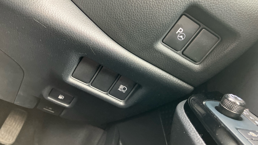Toyota C-HR 1.8 Hybrid GR Sport 5dr CVT Hybrid Hatchback - Image 69