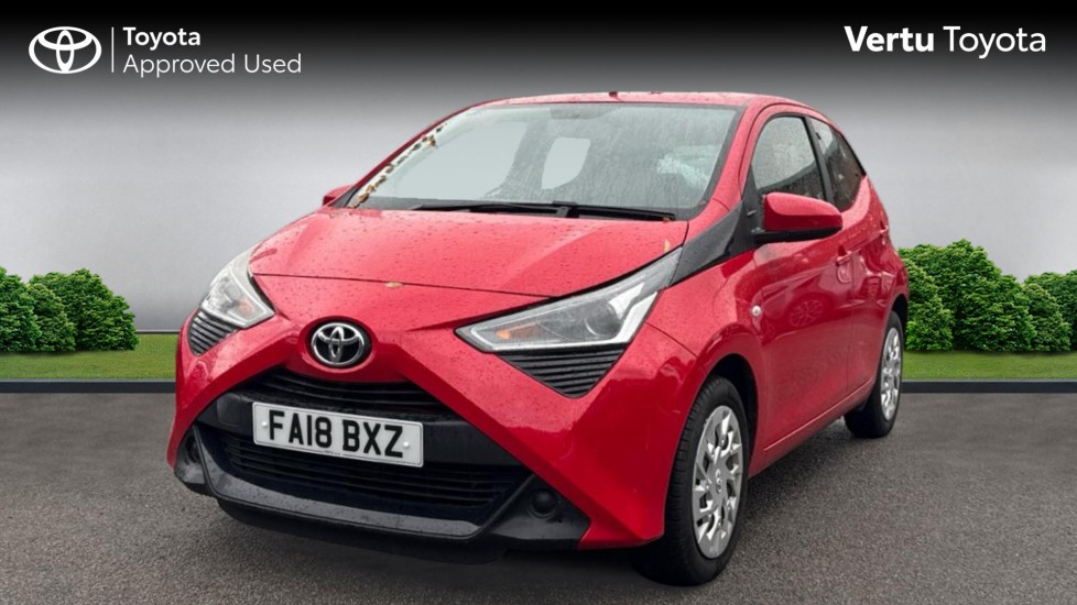 Toyota Aygo 1.0 VVT-i X-Play 5dr Petrol Hatchback - Image 3