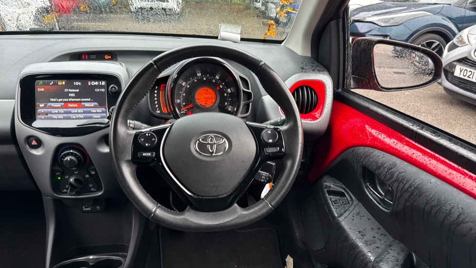 Toyota Aygo 1.0 VVT-i X-Play 5dr Petrol Hatchback - Image 7