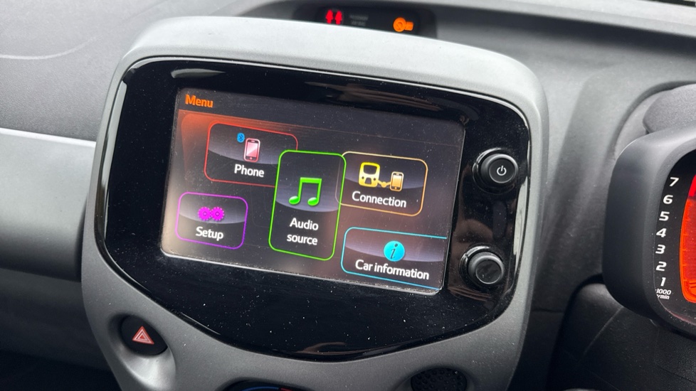 Toyota Aygo 1.0 VVT-i X-Play 5dr Petrol Hatchback - Image 9