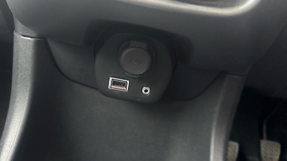 Toyota Aygo 1.0 VVT-i X-Play 5dr Petrol Hatchback - Image 37