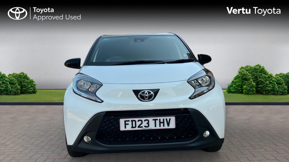 Toyota Aygo X 1.0 VVT-i Edge 5dr Auto Petrol Hatchback - Image 22