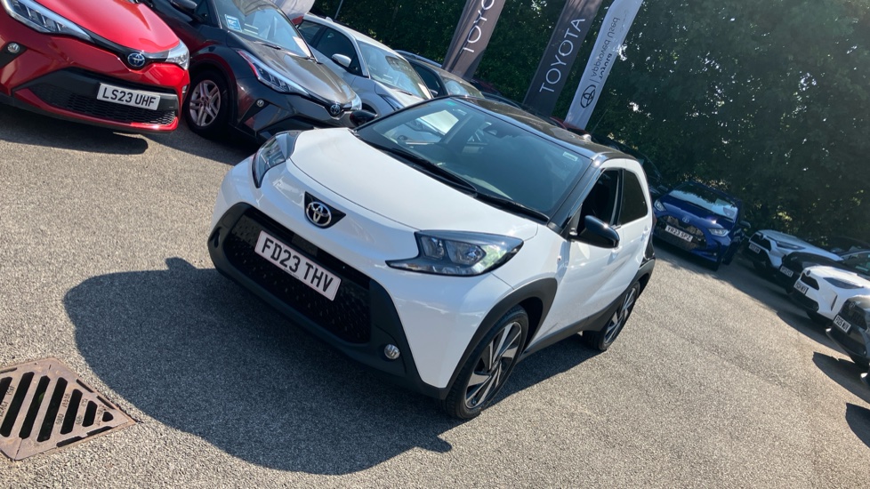 Toyota Aygo X 1.0 VVT-i Edge 5dr Auto Petrol Hatchback - Image 51