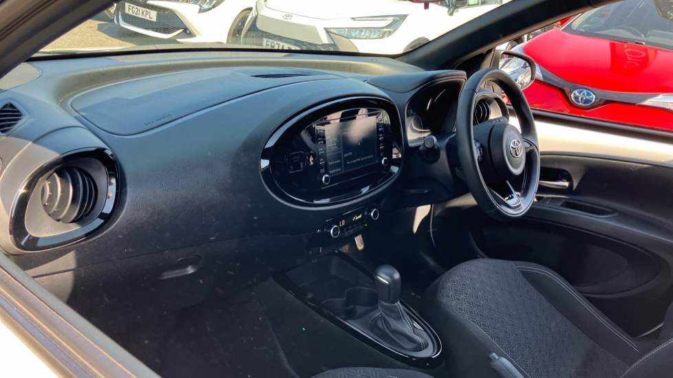 Toyota Aygo X 1.0 VVT-i Edge 5dr Auto Petrol Hatchback - Image 60