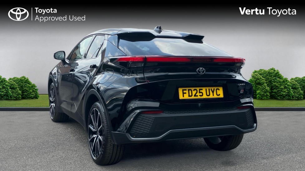 Toyota C-HR 2.0 PHEV GR Sport 5dr CVT Hatchback - Image 4