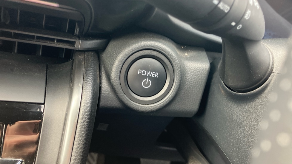 Toyota C-HR 2.0 PHEV GR Sport 5dr CVT Hatchback - Image 16