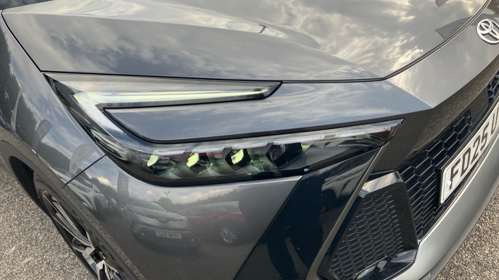 Toyota C-HR 2.0 PHEV GR Sport 5dr CVT Hatchback - Image 20