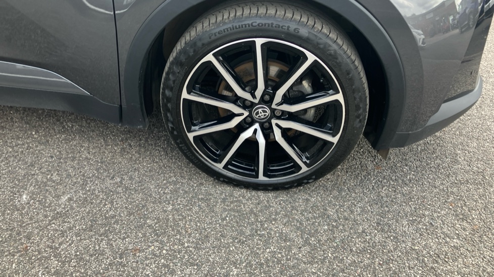 Toyota C-HR 2.0 PHEV GR Sport 5dr CVT Hatchback - Image 60