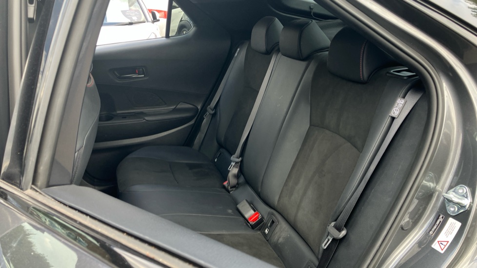 Toyota C-HR 2.0 PHEV GR Sport 5dr CVT Hatchback - Image 67